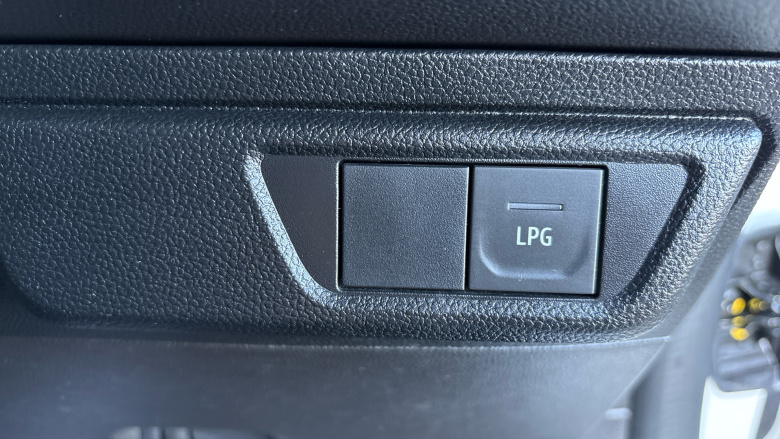 Dacia Sandero 1.0 TCe Essential 5dr Bi Fuel Hatchback